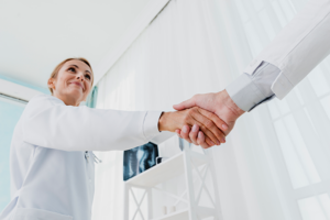 decret encadrement interim medical etablissement public